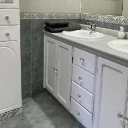Residencial Torre Mar Con Amplias En Maison d'hôtes